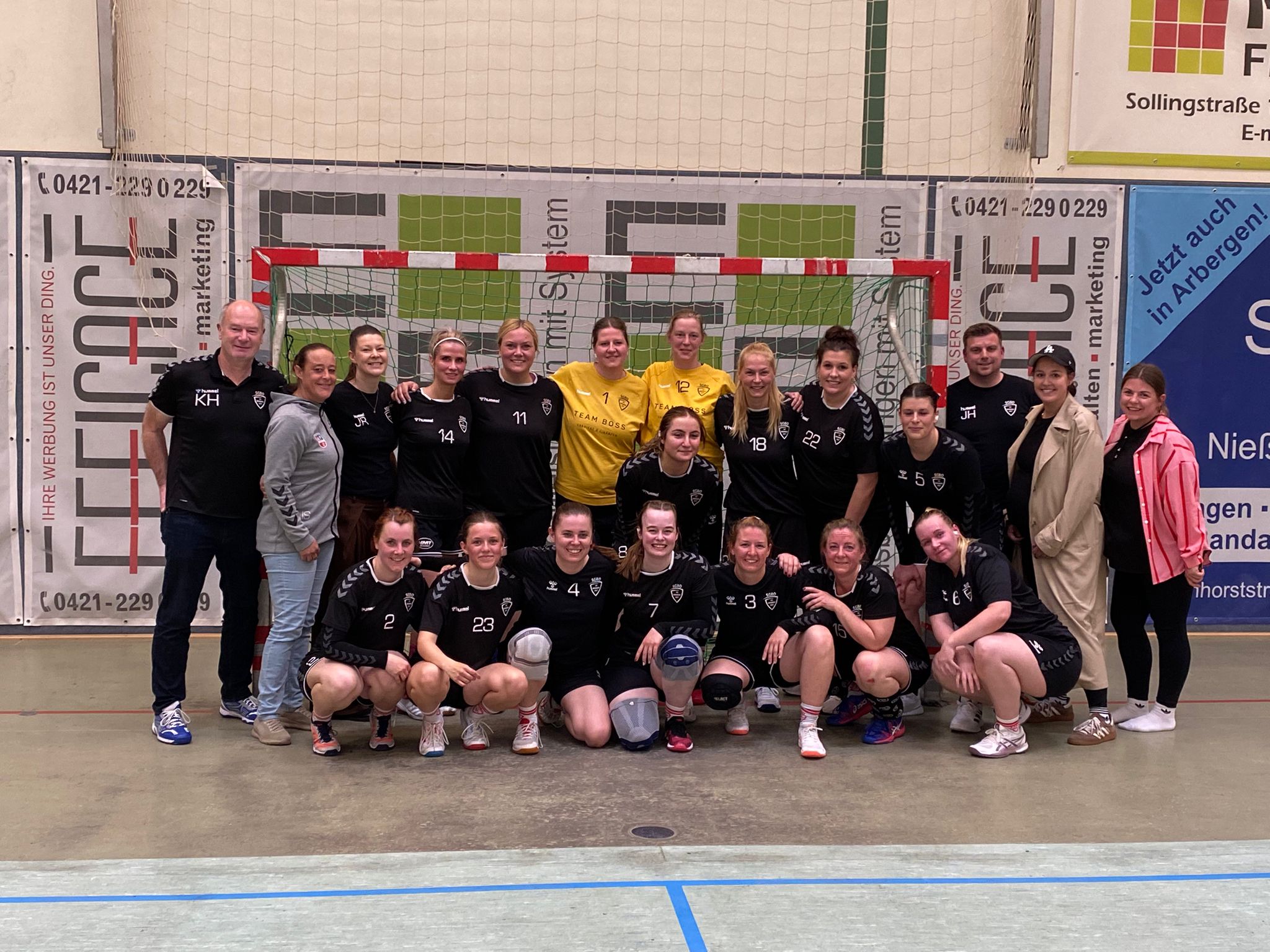 Mannschaftsfoto der 1. Damen von SG Bremen-Ost Handball